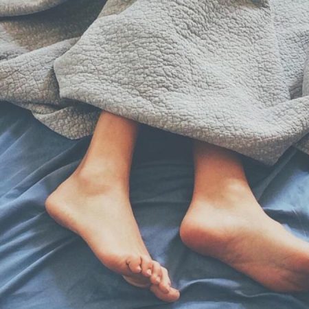 Forget the nights of sweating in bed: the most effective tricks to combat heat and sleep well