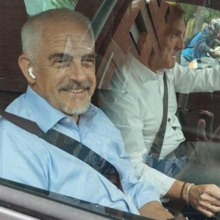 There was a meeting between Alan Pace, Mao and Garagarza
