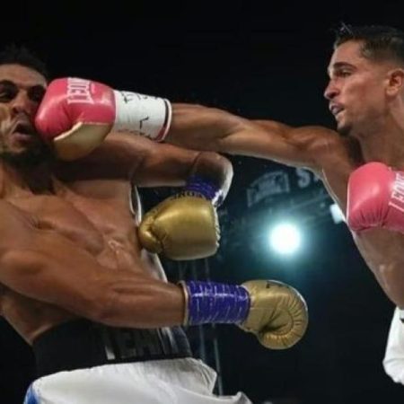 Samuel Molina put Malaga standing by retaining the European title of the wélter peso