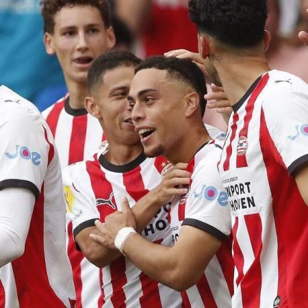 2-1: A goal of DEST gives the Super Cup to the PSV