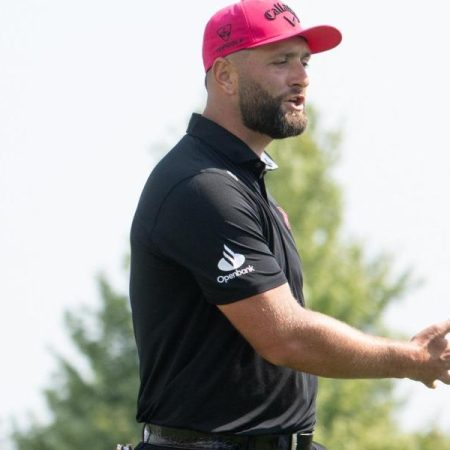 Jon Rahm and Josele Ballester end seconds after forcing the playoff at Liv Golf Chicago