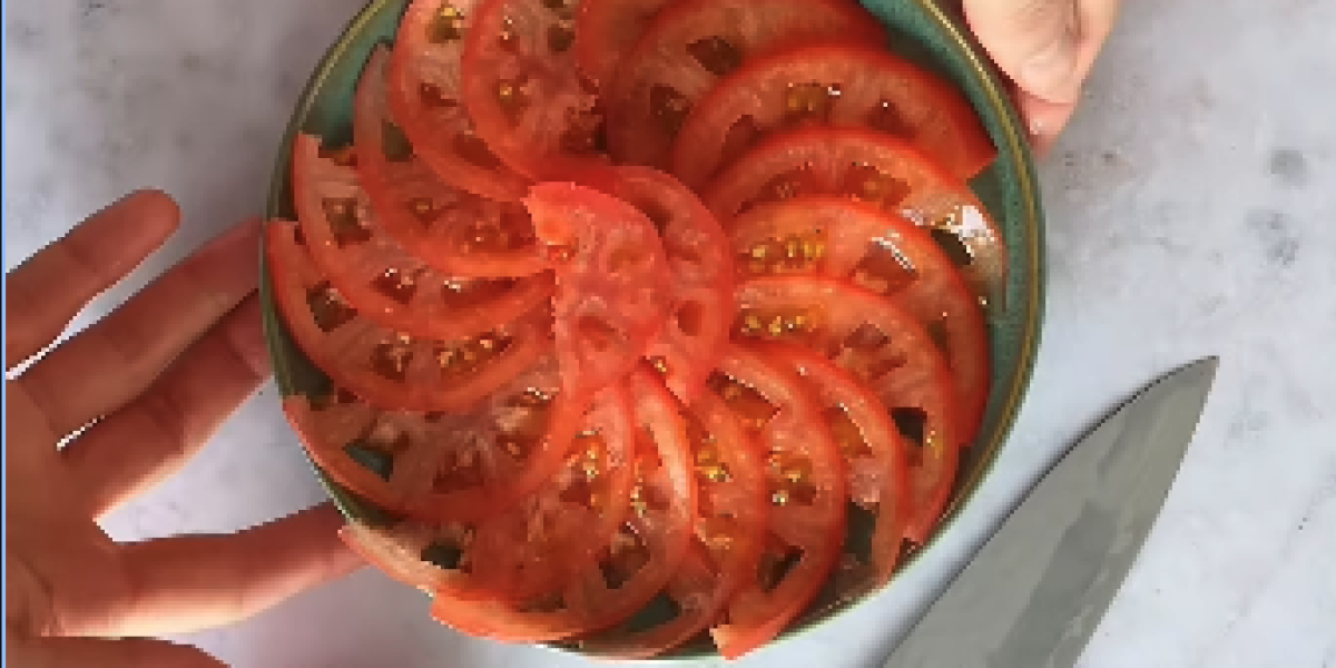 David Guibert, chef, sobre cortar el tomate correctamente en la cocina: "Que sepas que estás destrozando tus ensaladas" 1 689907efb0a07.r d.220 173 35398