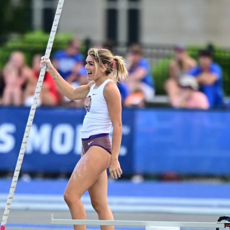 Johanna Duplantis debuts with her brother Mondo in Budapest