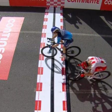 Held the Argentine Tivani in the Sprint and wins the 8th stage of the Tour of Portugal