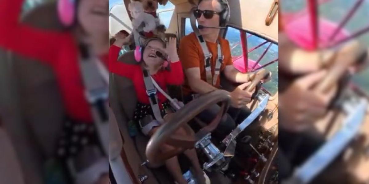 Una aventura en el aire termina con un peluche volando en la avioneta 1 68a088c324f7b