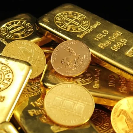 The former colleague in the new South Wales steals the family gold, the game with money