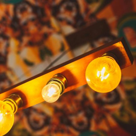El Precio de la Luz en España: ¿Cómo Ahorrar Hasta el 70% Hoy? Descubre Todo Sobre el Tarifario Actual