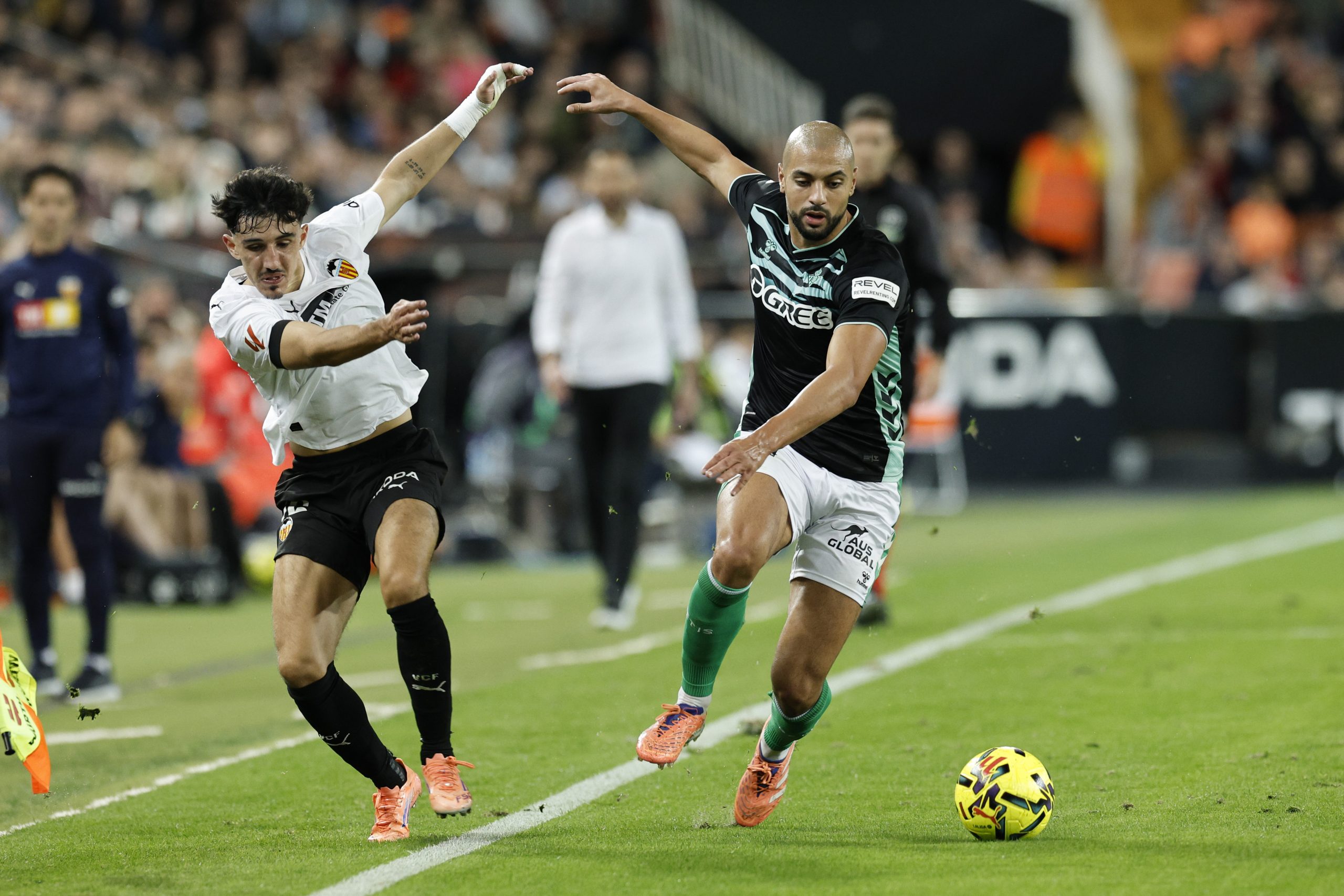 Betis-Utrecht: A Match That Resounds in the Heart of Sofyan Amrabat 1 6926cd9493386 scaled