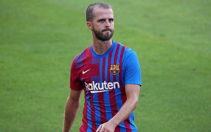 Miralem Pjanic's emotional farewell: 35 years and a career full of achievements