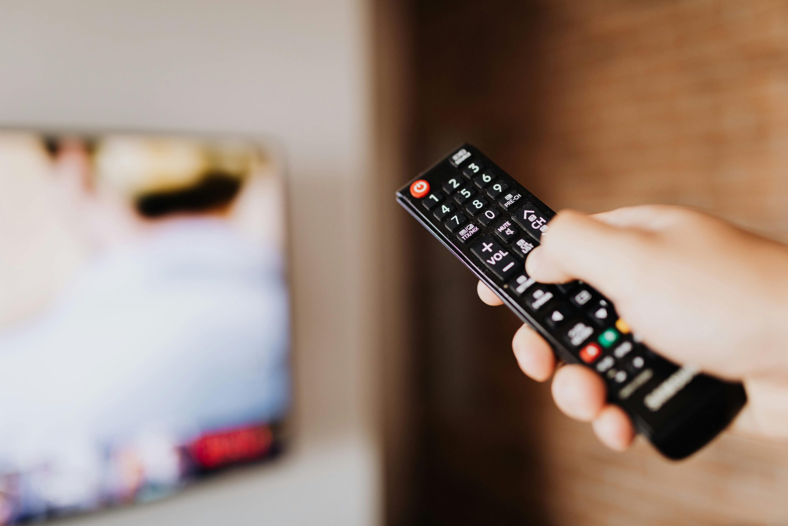 La CNMC y su nueva normativa sobre la publicidad en televisión: Un cambio que promete mejorar la experiencia del espectador
