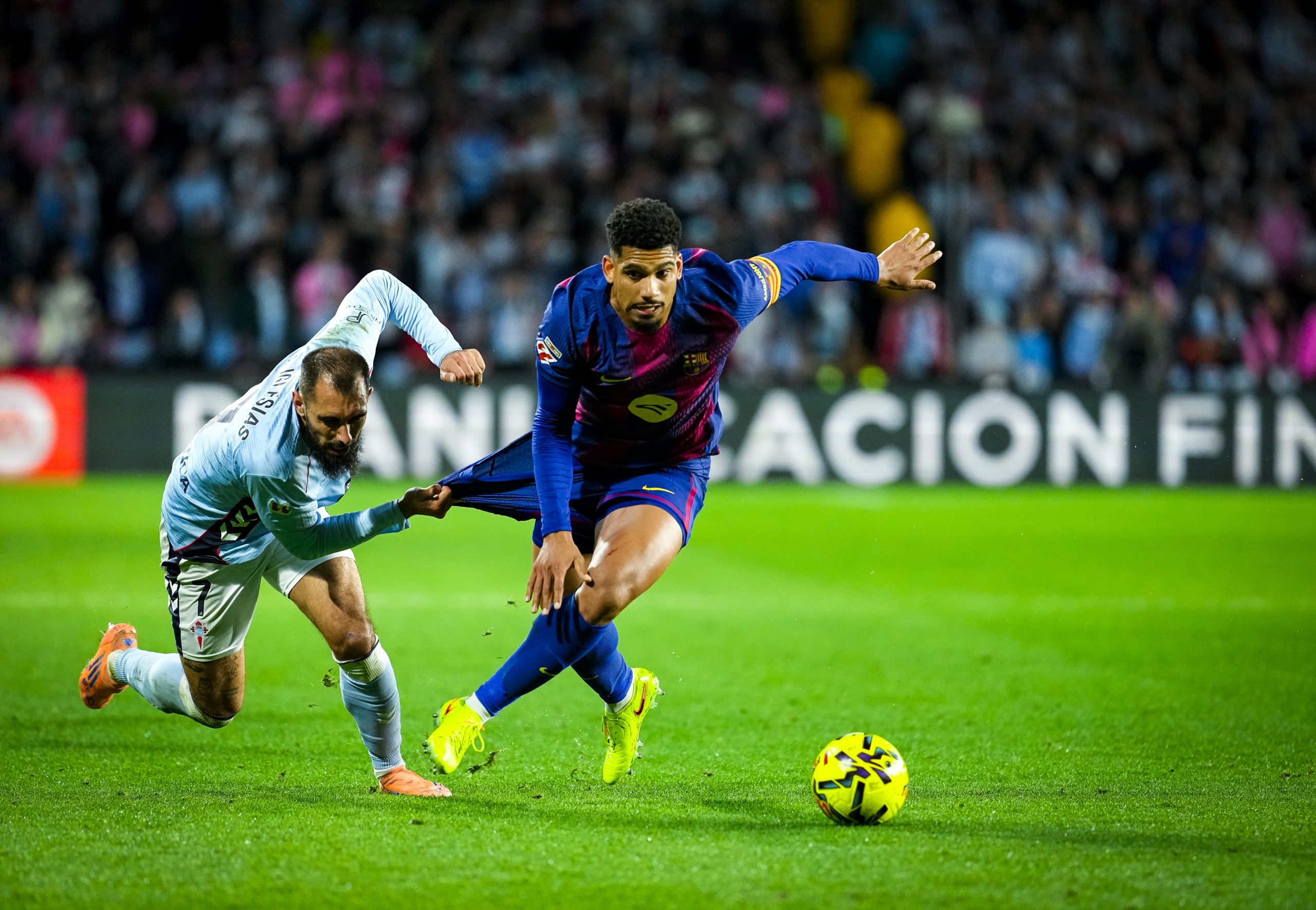 The Crucial Recovery of Ronald Araujo: What does it mean for FC Barcelona in 2023?