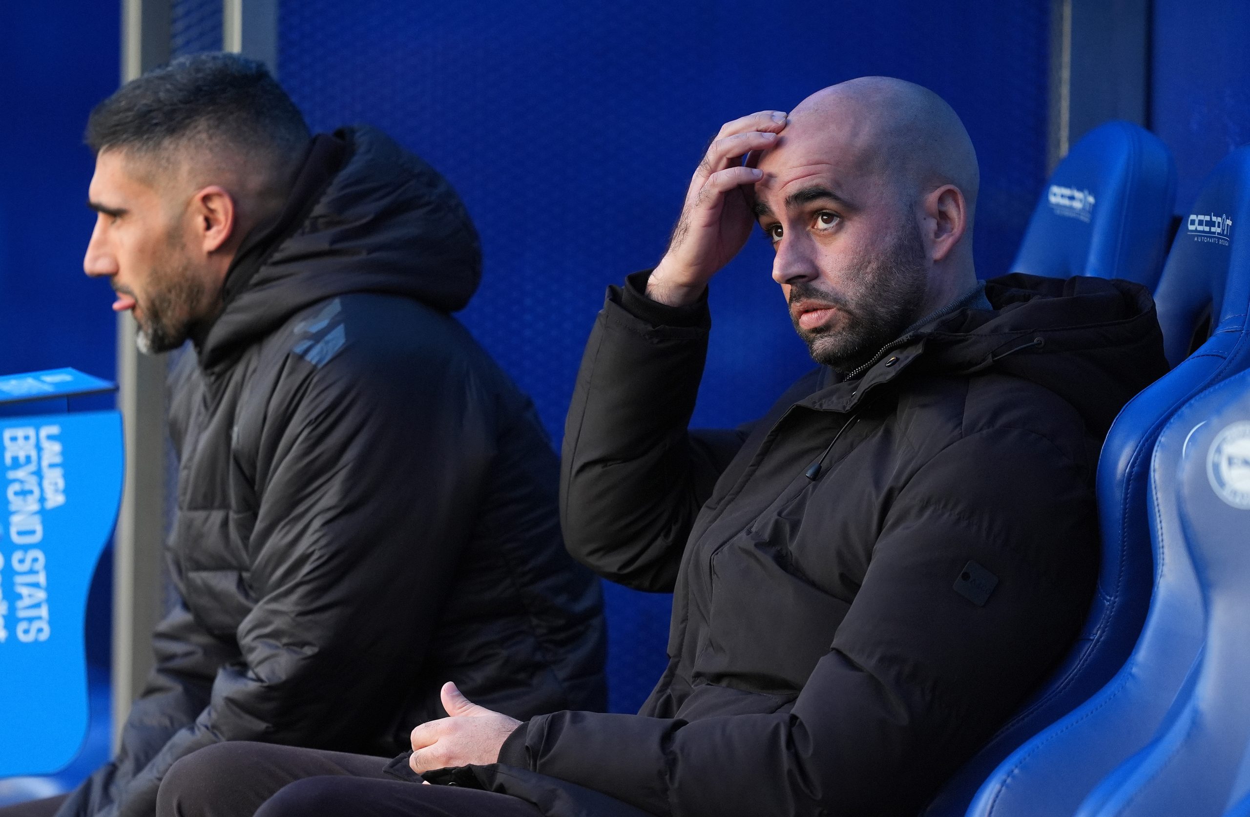 The Uncertainty of Claudio Giráldez: The Coach Change That Shakes Real Oviedo