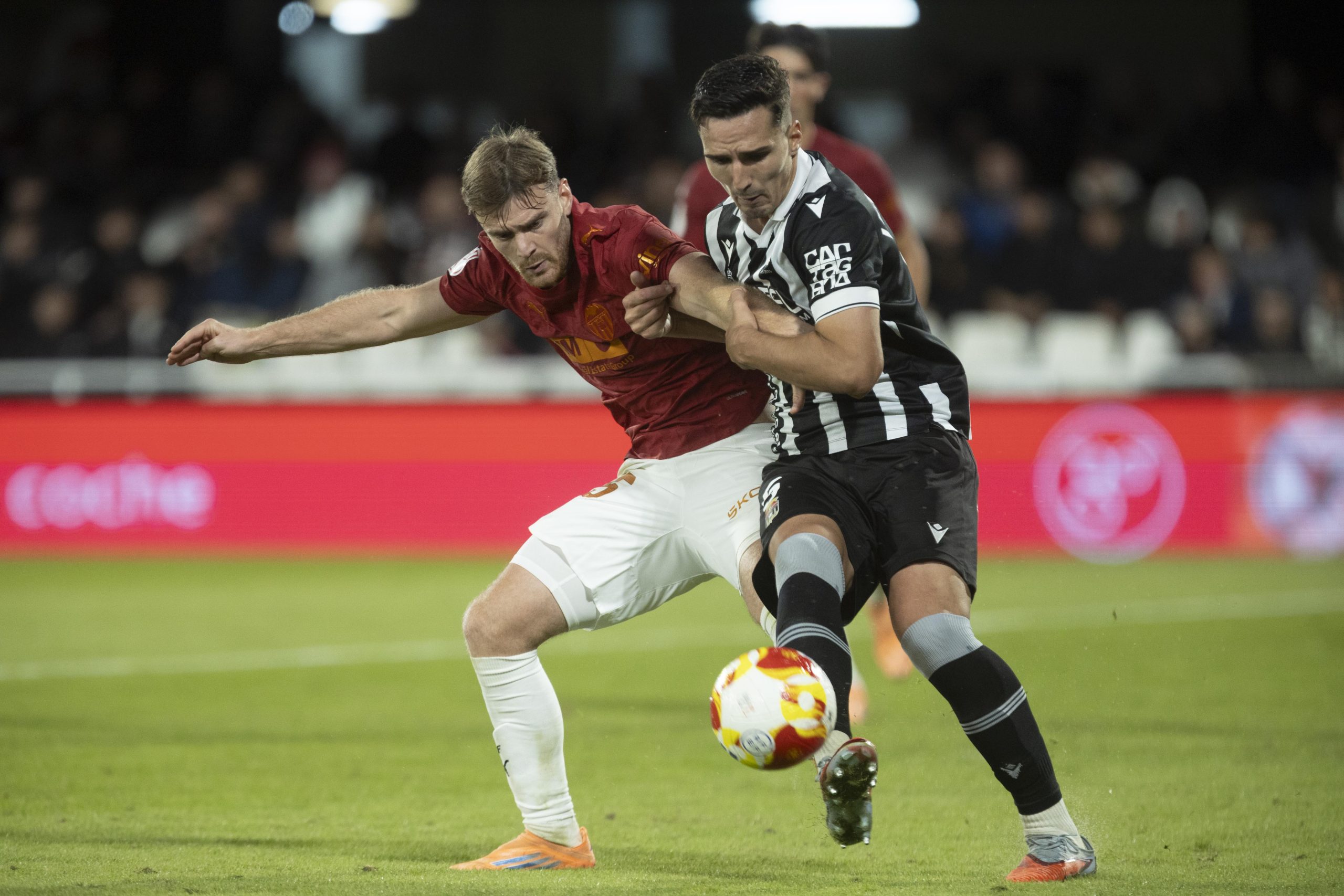 ¡Increíble remontada! El Valencia Rescata un Partidazo en Cartagonova y Avanza a Dieciseisavos 1 693210e3c9b1c scaled