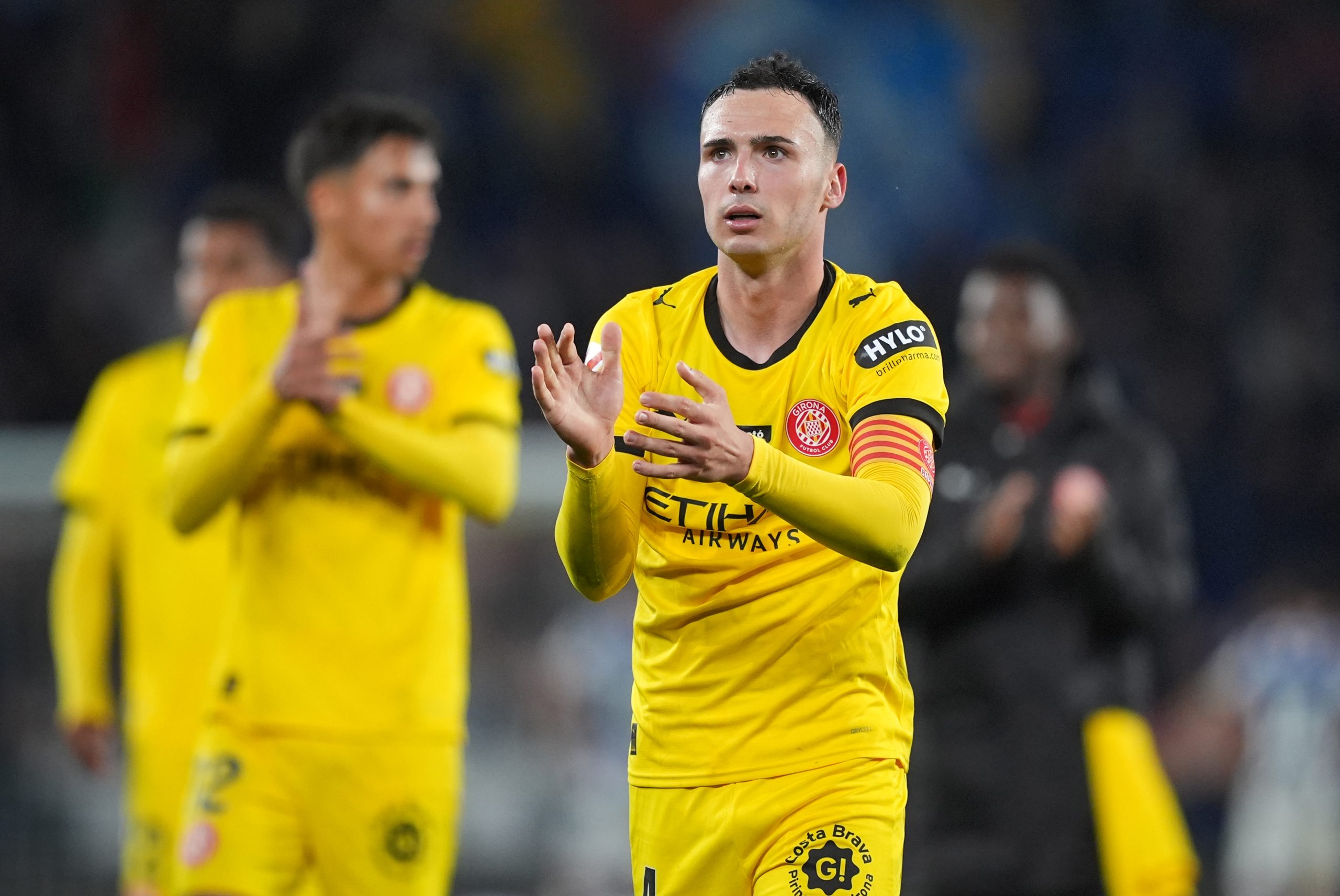 Arnau Martínez: El joven talento del Girona que marca un hito con sus 100 partidos en Primera División Arnau Martínez: El joven talento del Girona que marca un hito con sus 100 partidos en Primera División