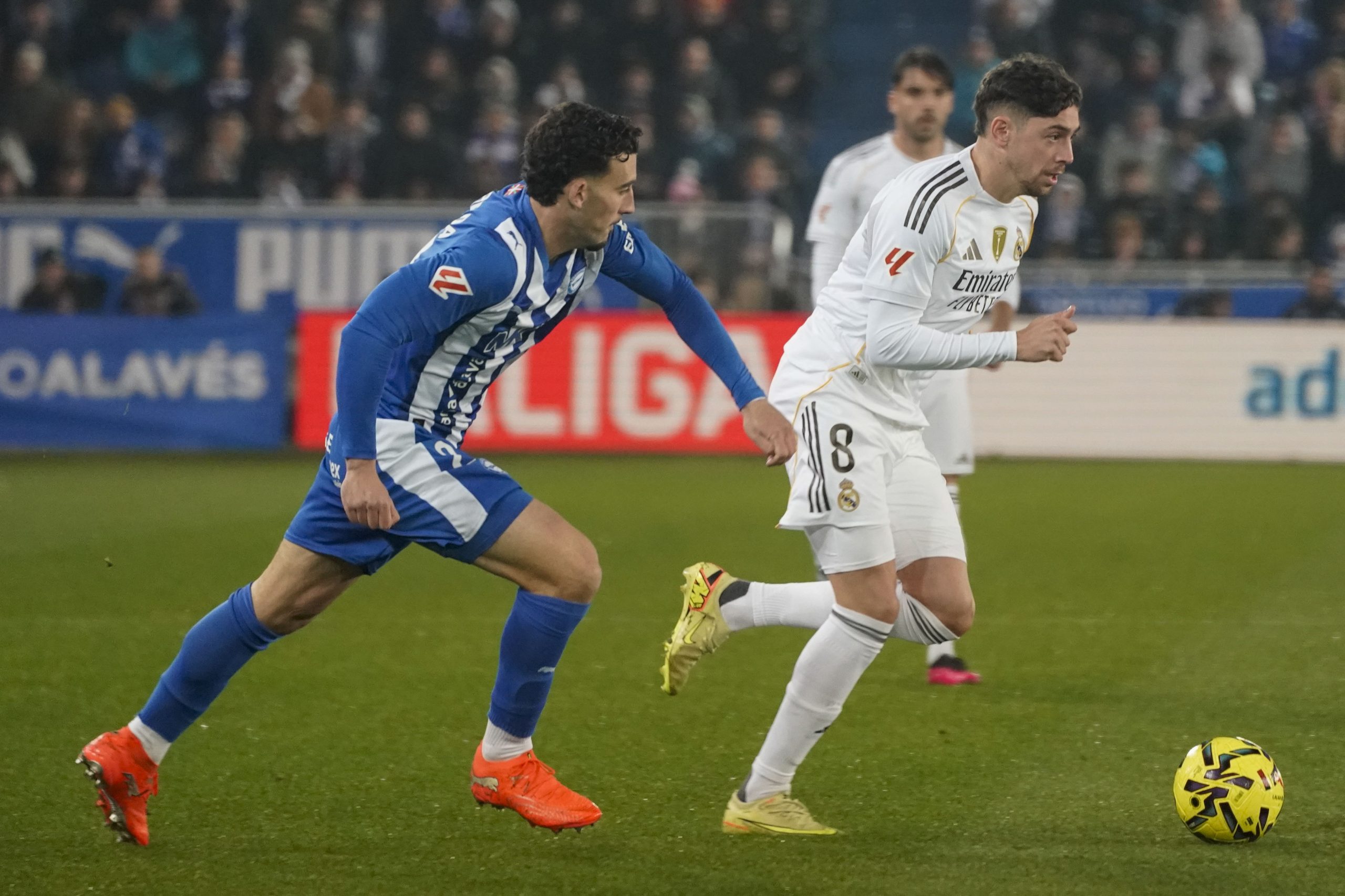 Fede Valverde Shines in Real Madrid's Success: Keys to an Exciting 1-2 Triumph in Mendizorroza