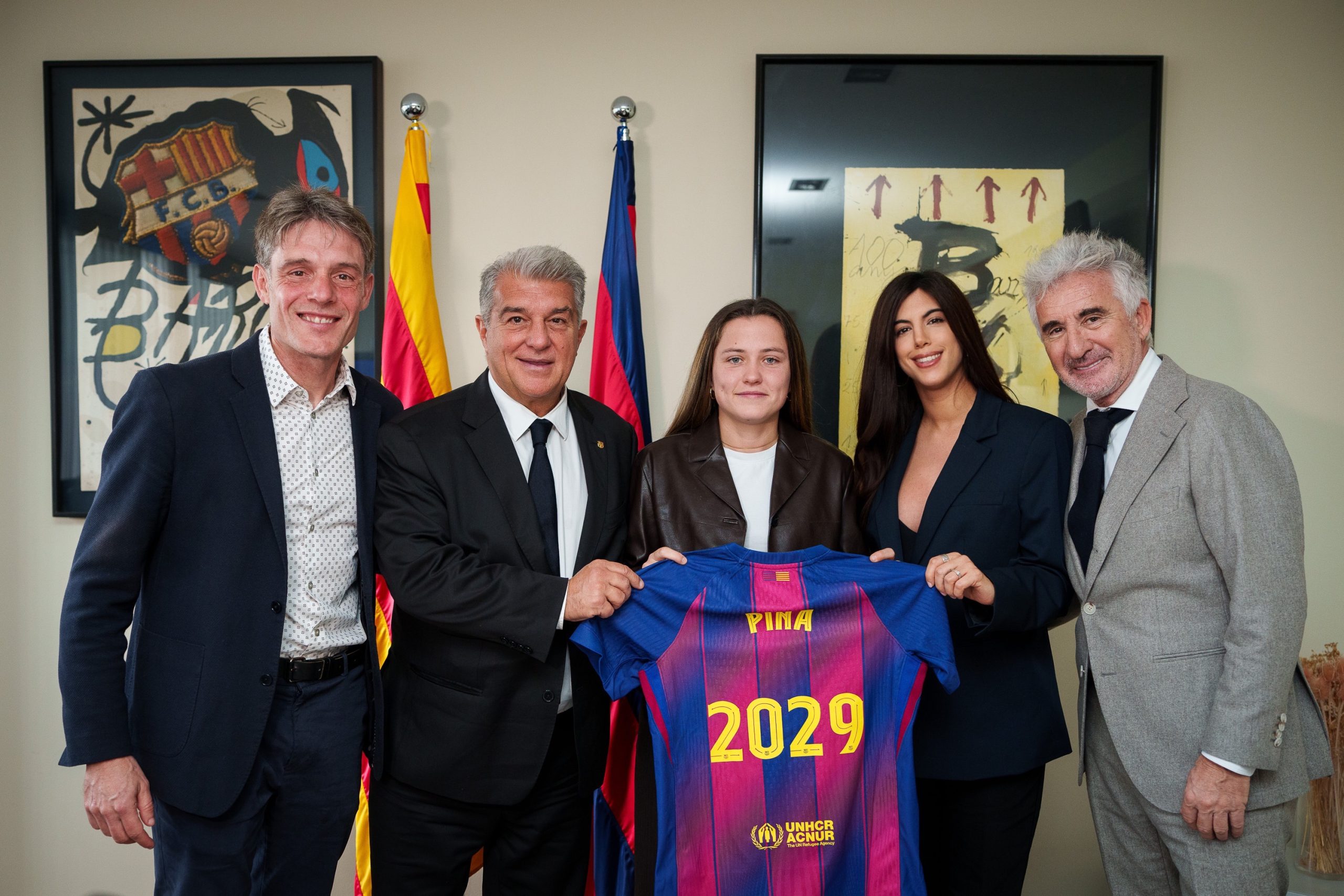 Claudia Pina renews with FC Barcelona until 2029: The bright future of women's football at the club