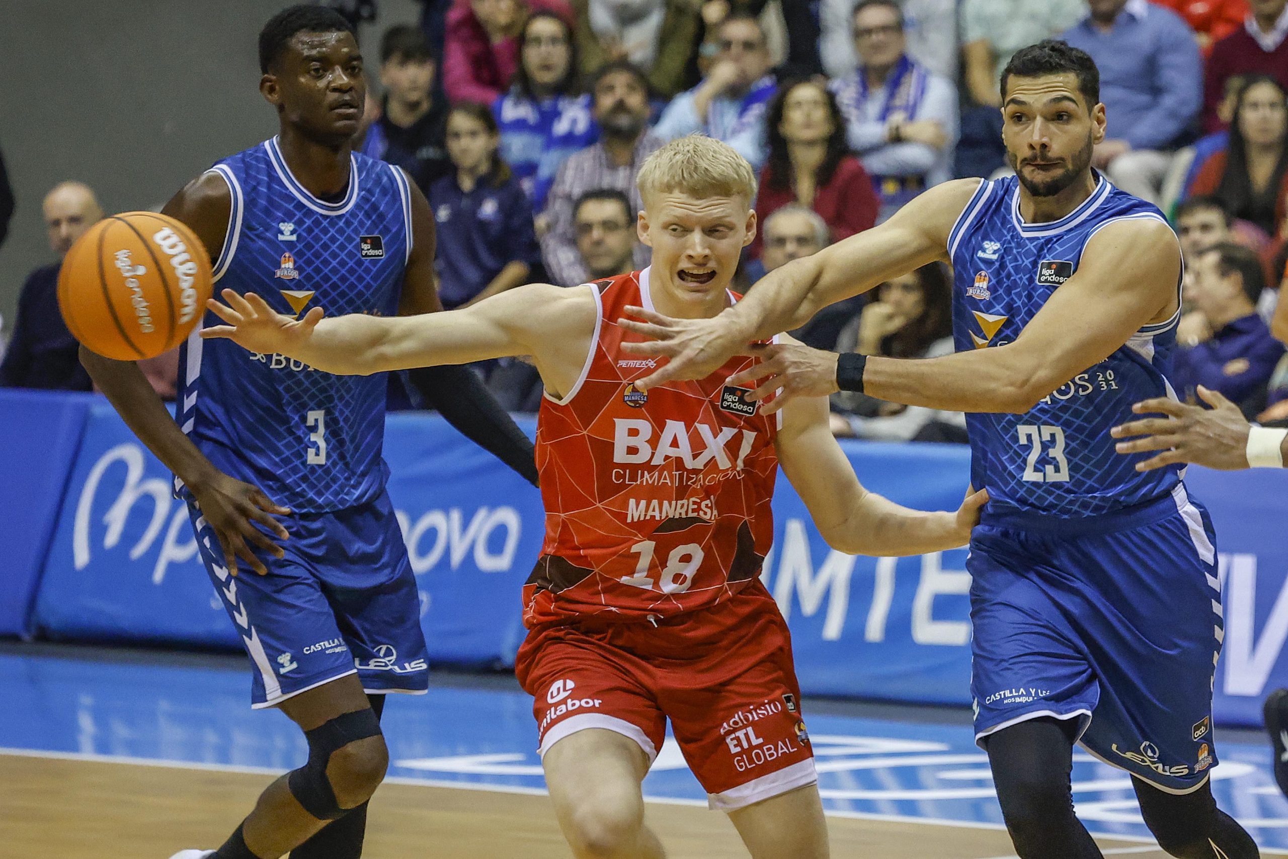 San Pablo Burgos: A Last Lost Opportunity in an Intensive Duel Against BAXI Manresa (100-102) San Pablo Burgos: A Last Lost Opportunity in an Intensive Duel Against BAXI Manresa (100-102)