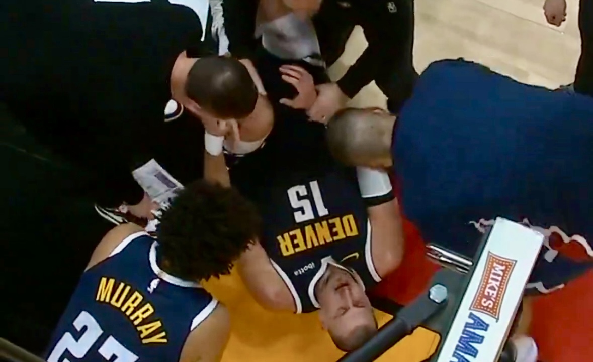Nikola Jokic en el ojo del huracán: 3 segundos decisivos y la inquietud por una lesión de rodilla que preocupa a los Nuggets Nikola Jokic en el ojo del huracán: 3 segundos decisivos y la inquietud por una lesión de rodilla que preocupa a los Nuggets