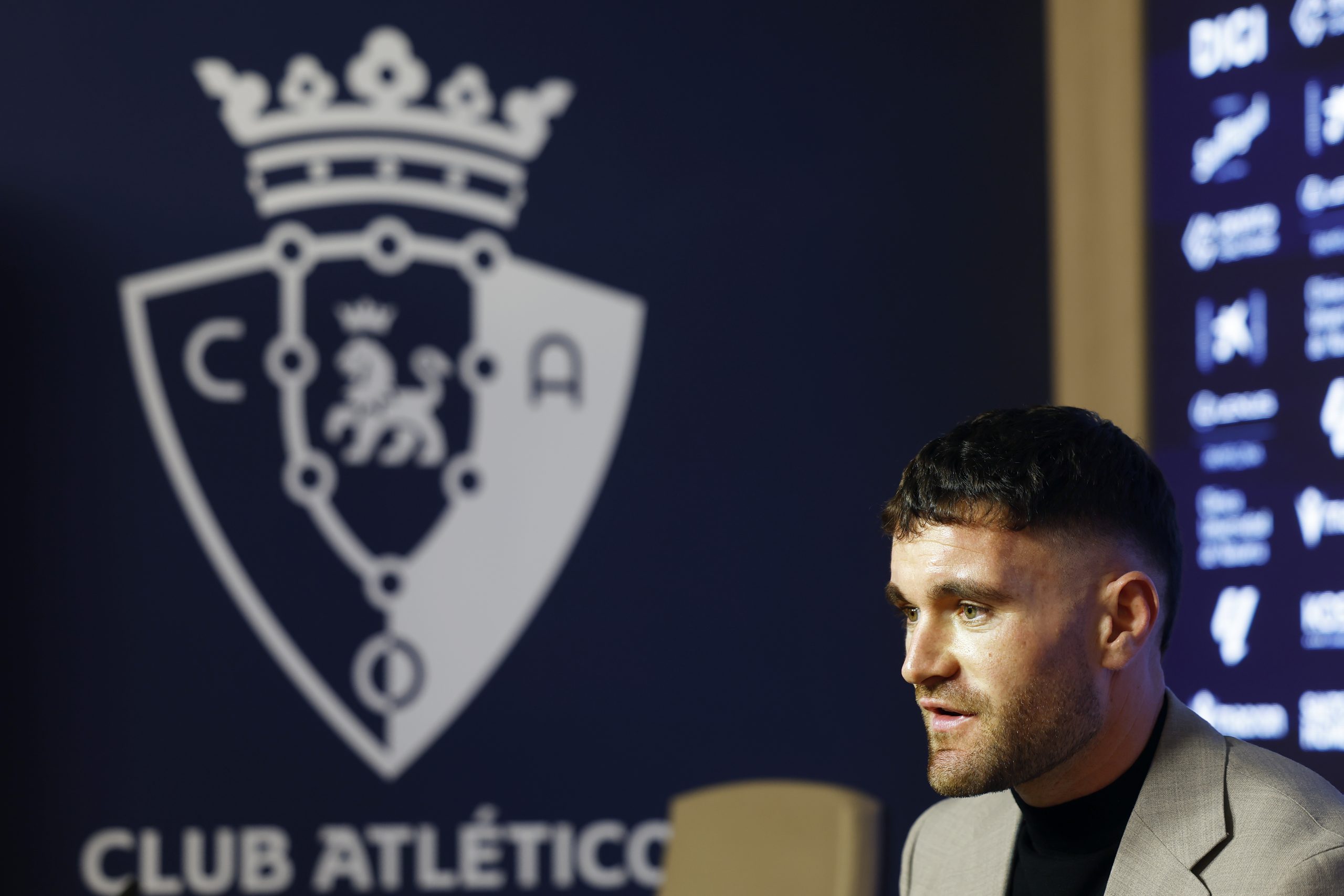Javi Galán is preparing for his big debut with Osasuna: What to expect in the derby against Athletic Club?