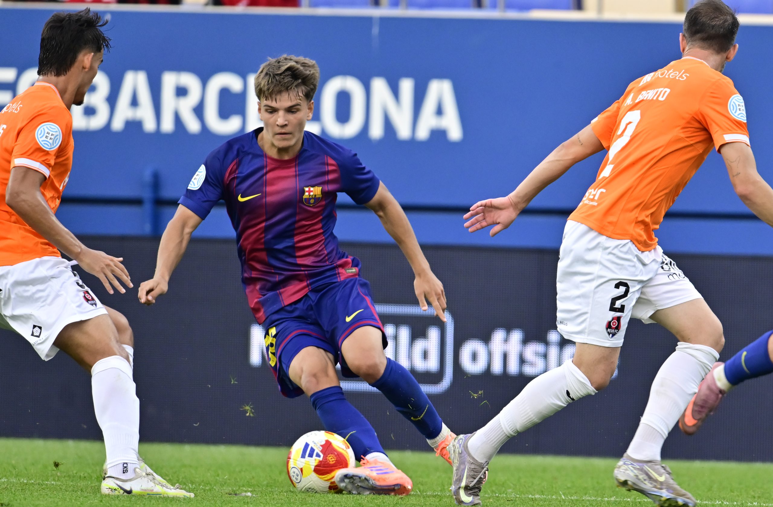 Intense Battle for Promotion: Barça Atlètic vs. Reus FC Reddis, Don't Miss It! Intense Battle for Promotion: Barça Atlètic vs. Reus FC Reddis, Don't Miss It!