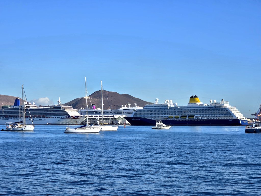The 5 climate challenges that the Canary Islands face at the start of 2026: Meteorological instability and security alerts