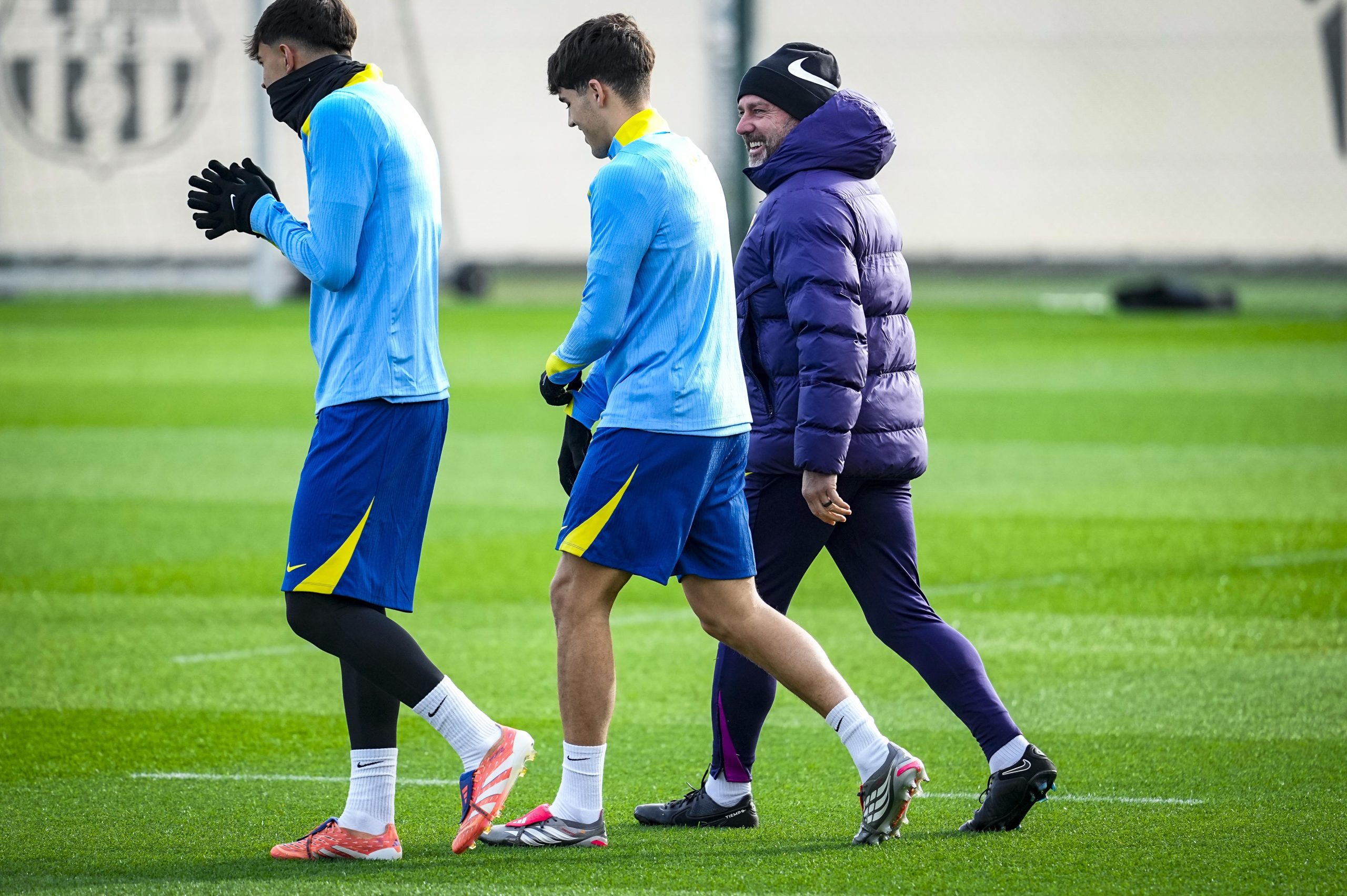 El Derbi Catalán: Hansi Flick Habla de Necesidades y Fichajes Clave para el Barça El Derbi Catalán: Hansi Flick Habla de Necesidades y Fichajes Clave para el Barça
