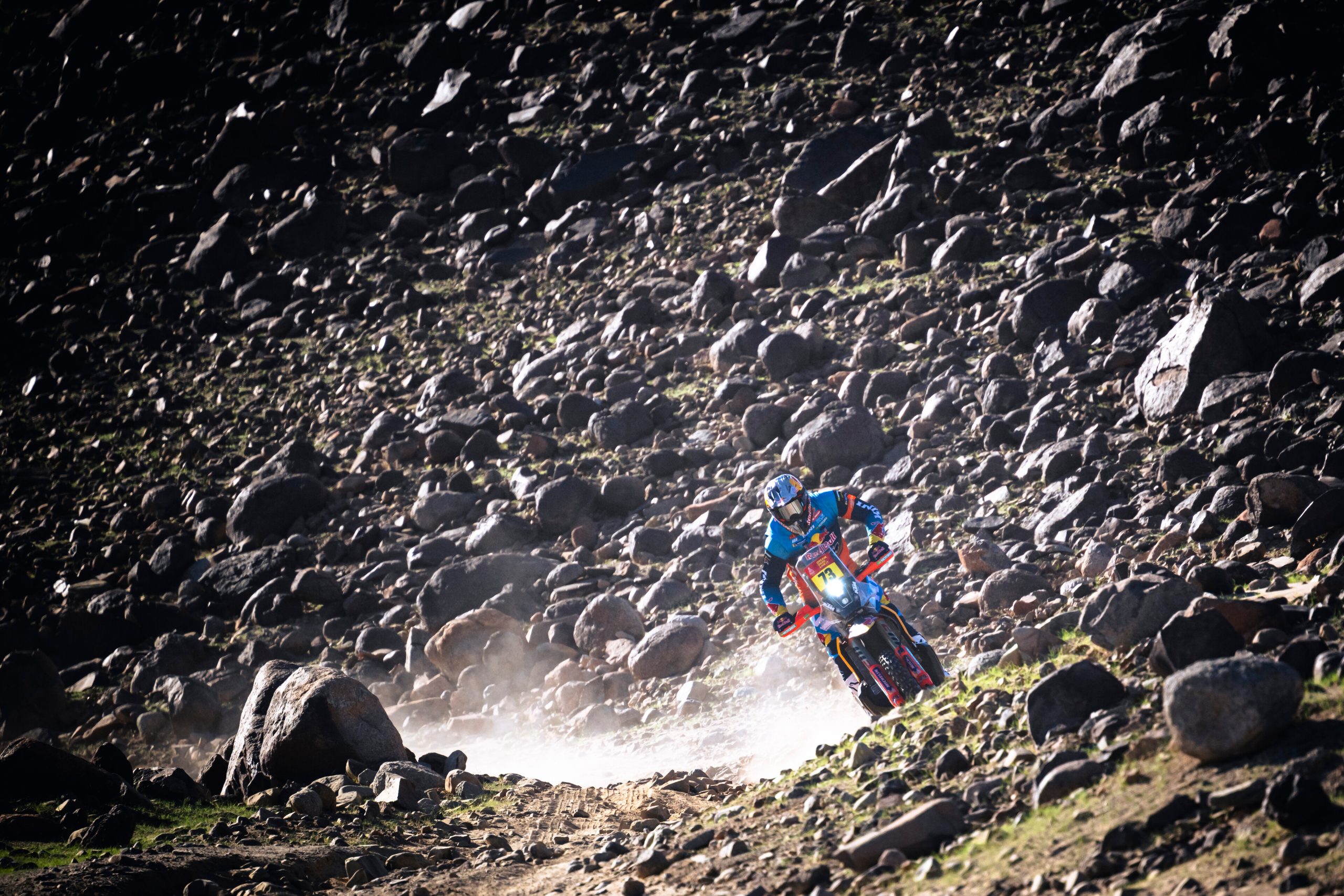 El Dakar 2026 Arranca con Emoción: Ross Branch Triunfa en la Etapa 1, Pero ¿Con Penalizaciones a la Vista? El Dakar 2026 Arranca con Emoción: Ross Branch Triunfa en la Etapa 1, Pero ¿Con Penalizaciones a la Vista?
