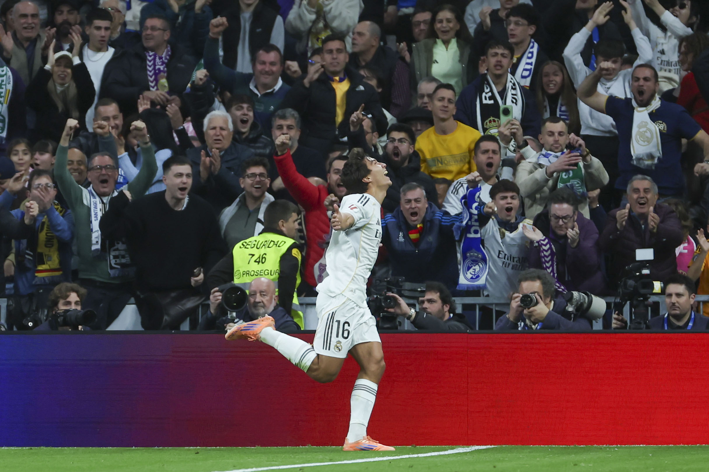 Gonzalo's Shocking Double Goal That Rewrote the History of the Bernabéu: All the Details
