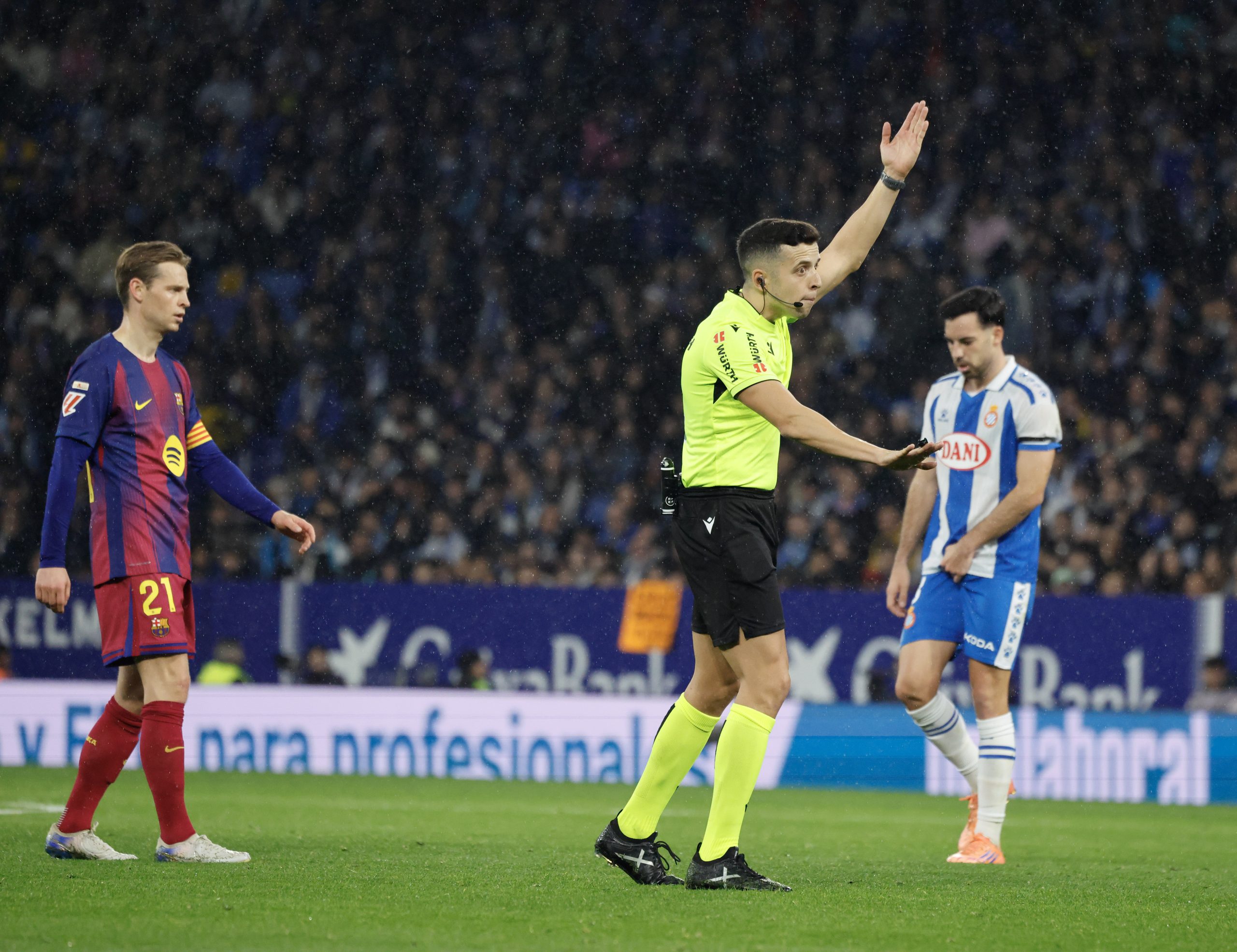 The Surprising Impact of Technology on Spanish Football Refereeing: A Fairer Future? The Surprising Impact of Technology on Spanish Football Refereeing: A Fairer Future?