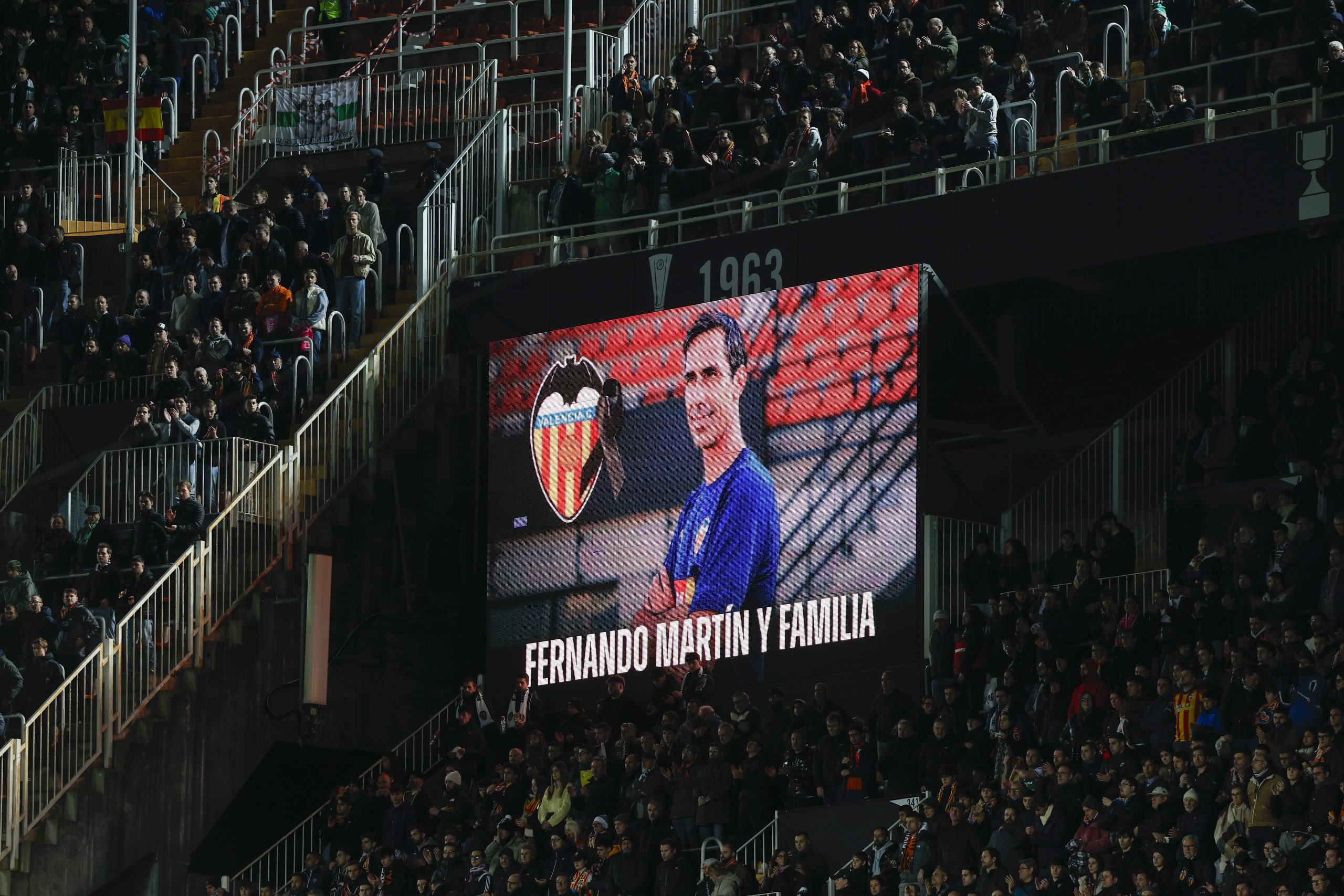 Tragedia en la Costa: Recuerdos y Homenajes al Exjugador del Valencia, Fernando Martín