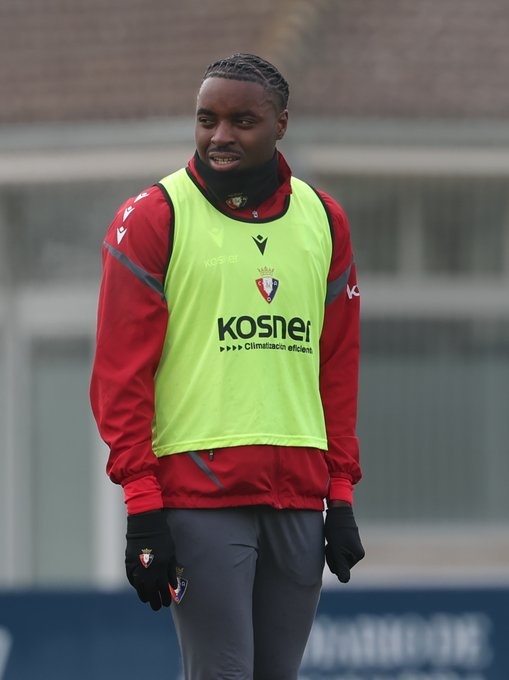Osasuna Prepares for the Key Duel: Enzo Boyomo Returns and Benito Advances in His Recovery