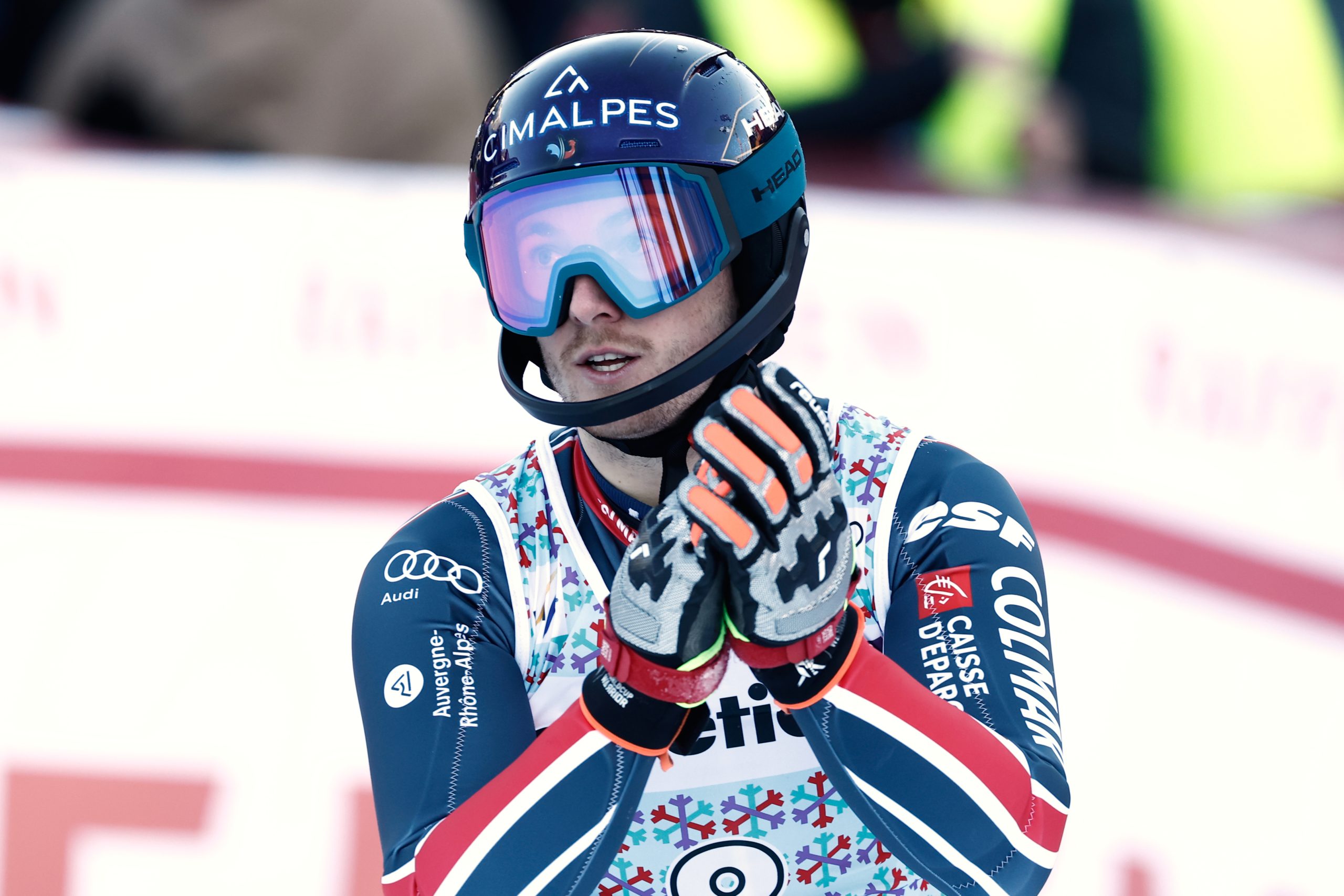 Paco Rassat Shines in World Cup Slalom: Can He Maintain the Lead?