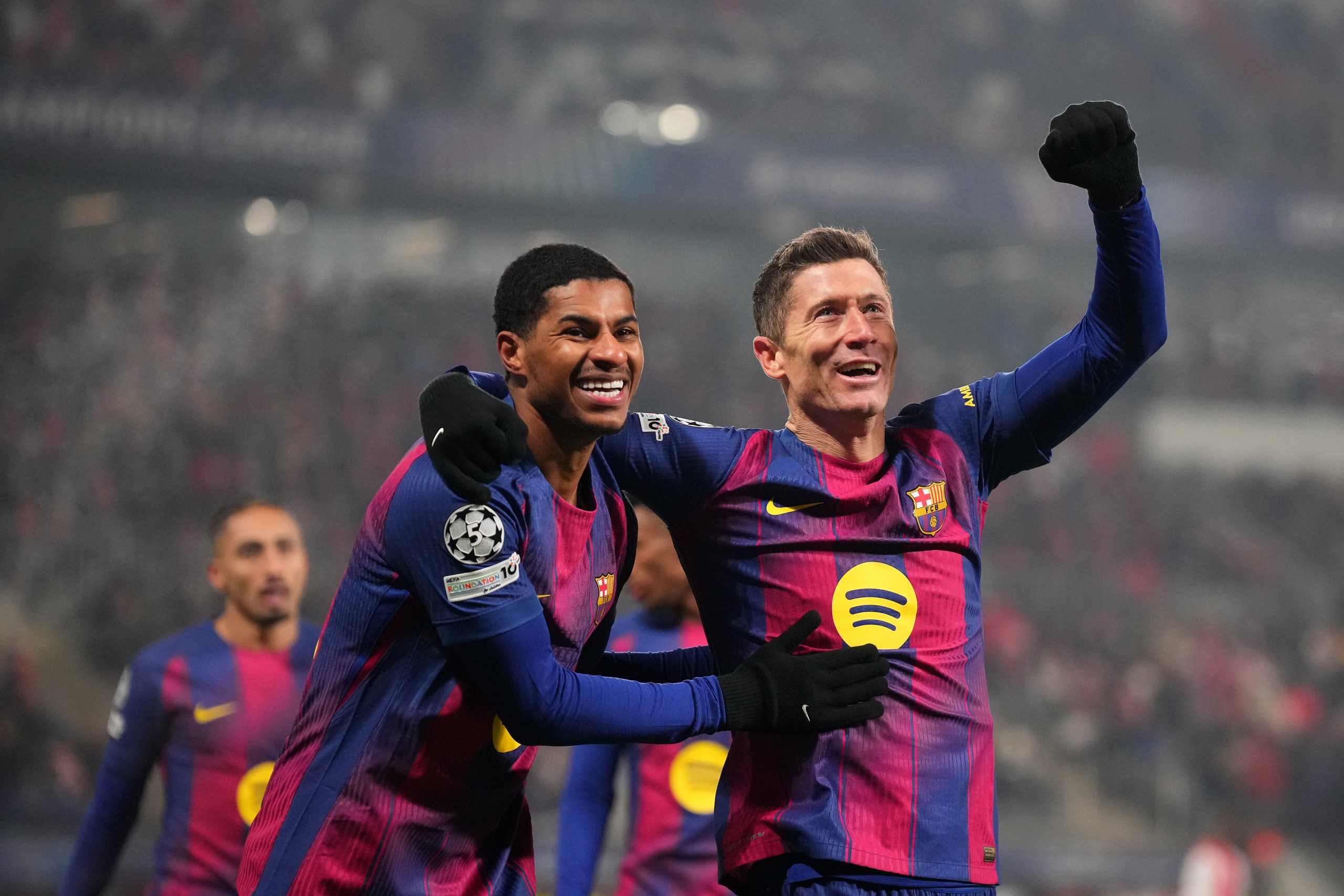 Lewandowski rompe su silencio goleador en la Champions 2026 y apunta a un récord histórico con el Barça