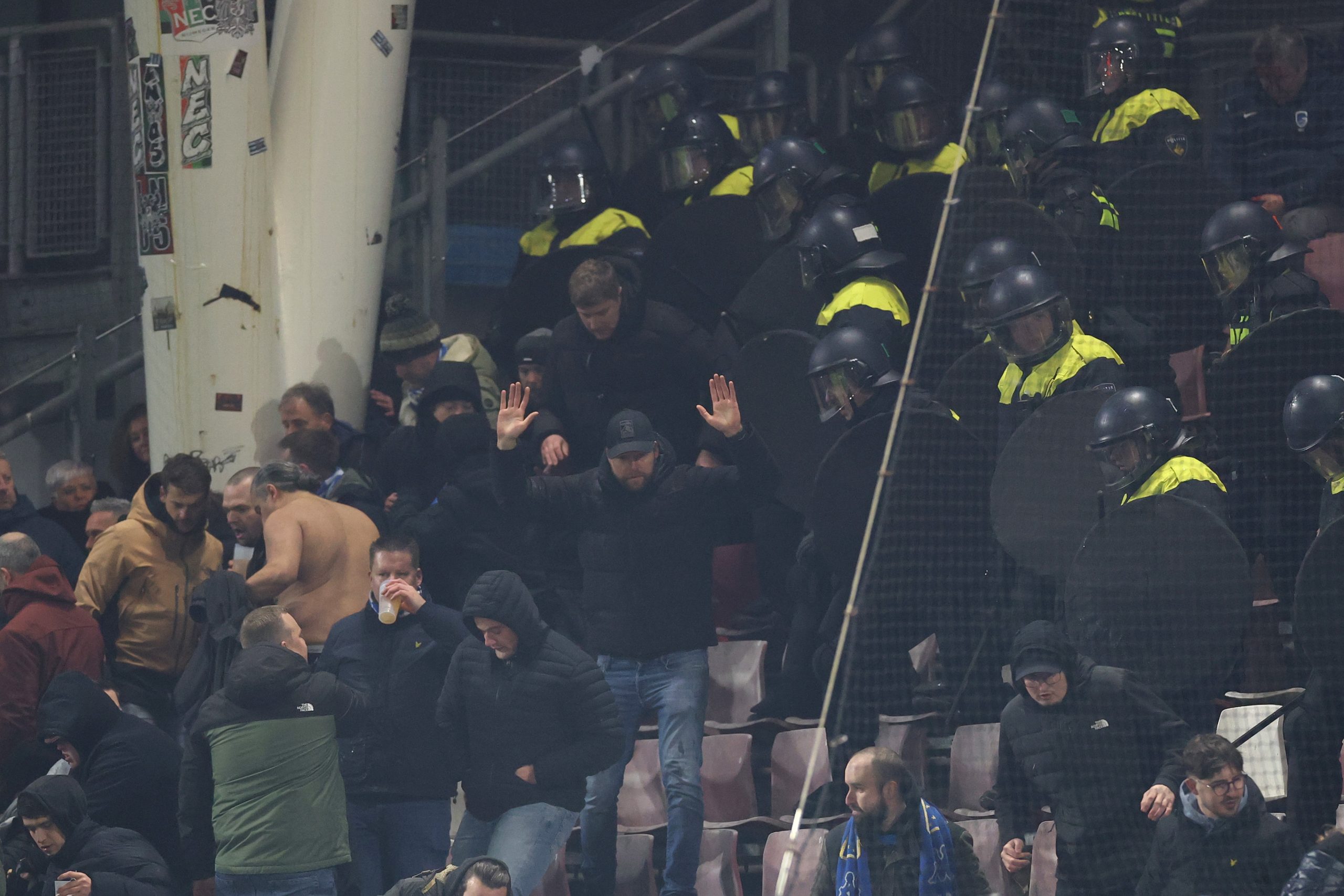 Delay in the Europa League: the Utrecht-Genk match starts 53 minutes late