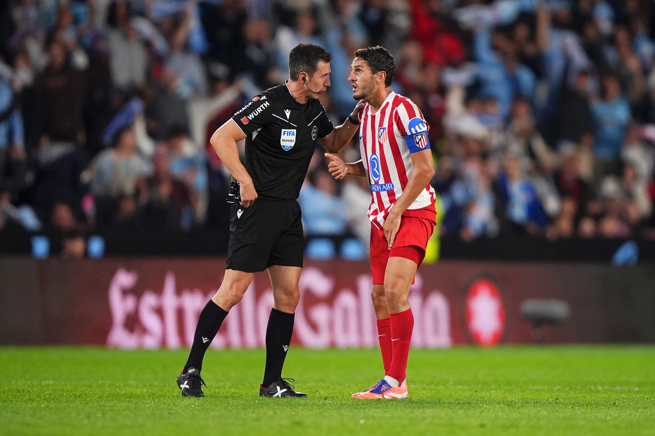 Soto Grado, the Judge of the Duel: Favorite for Betis or Atlético?