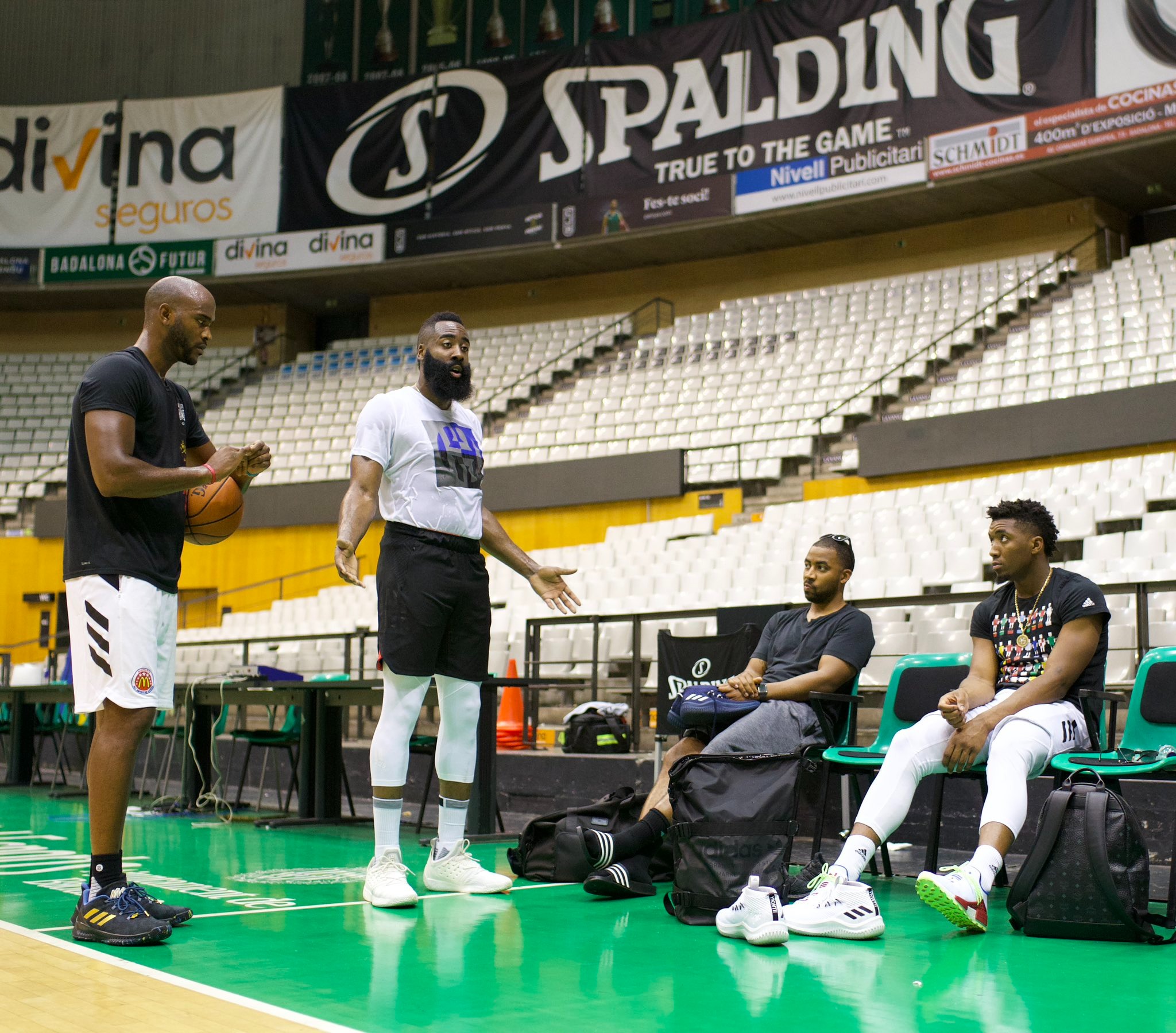 Fate brought Harden and Mitchell together in Badalona: The Nostalgic Photo that Predicted their Future in Cleveland