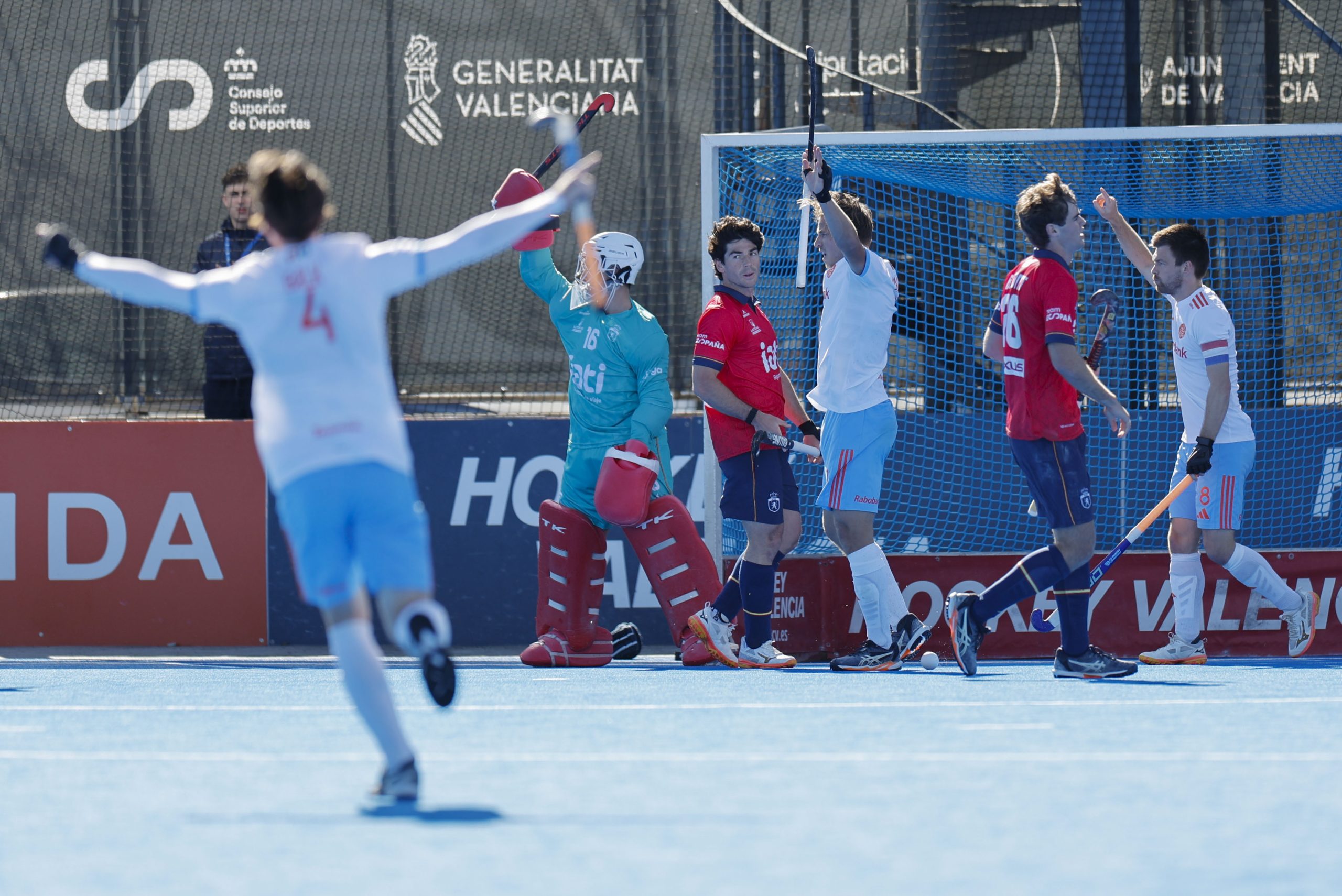Netherlands Seals Agonizing Victory against Spain in the FIH Pro League