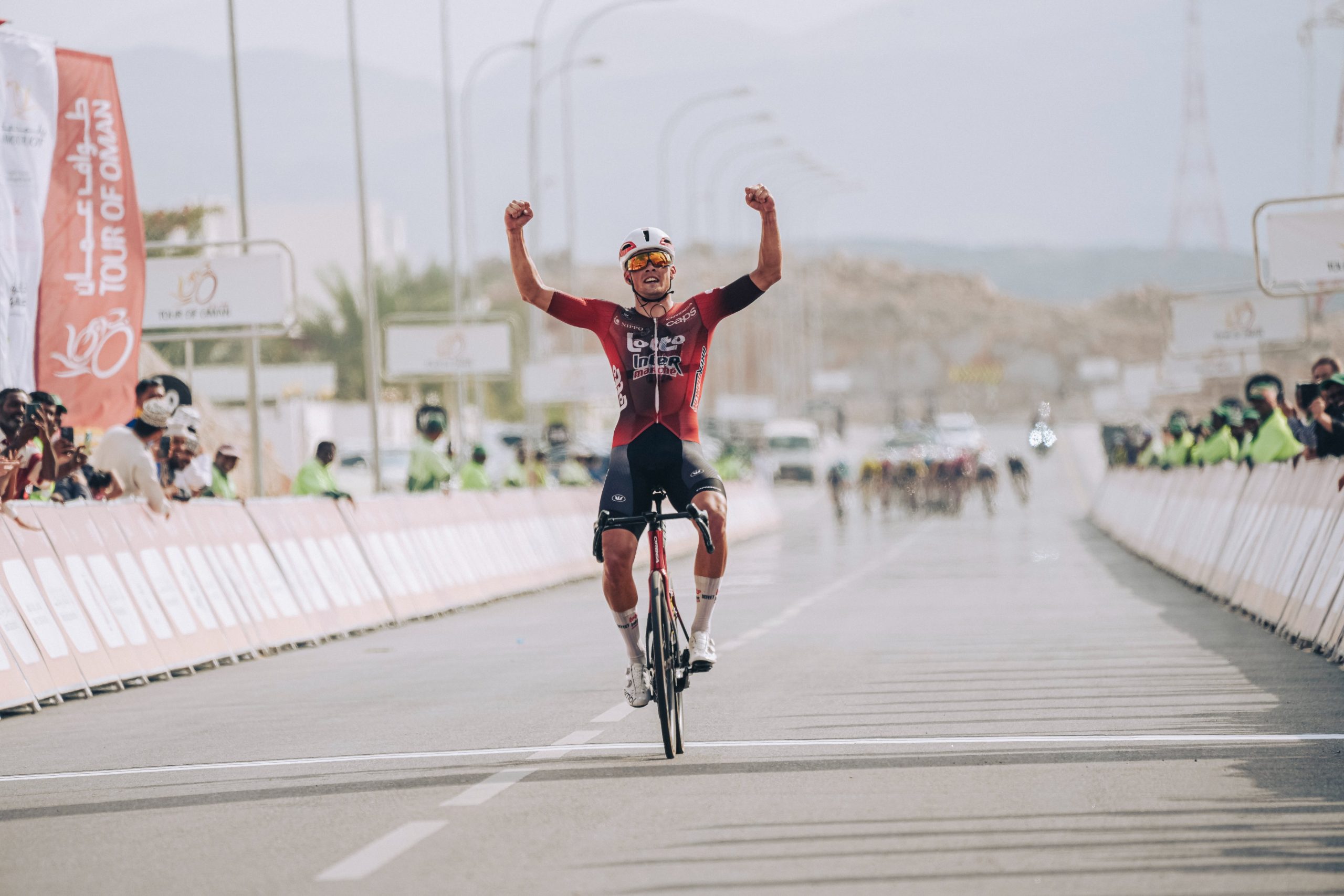 Veistroffer se afianza en el liderato del Tour de Omán tras una emocionante segunda etapa Veistroffer se afianza en el liderato del Tour de Omán tras una emocionante segunda etapa