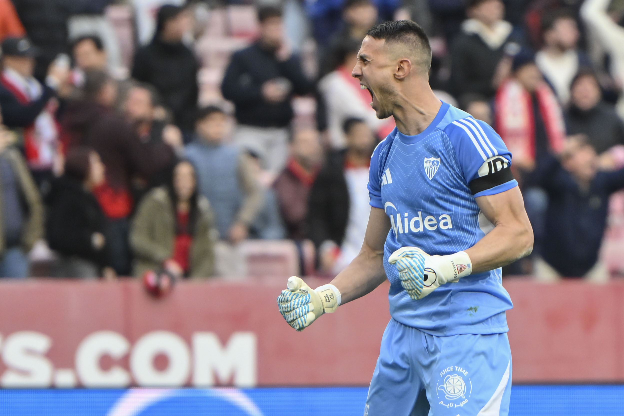 Sevilla clings to salvation after an agonizing draw against Girona