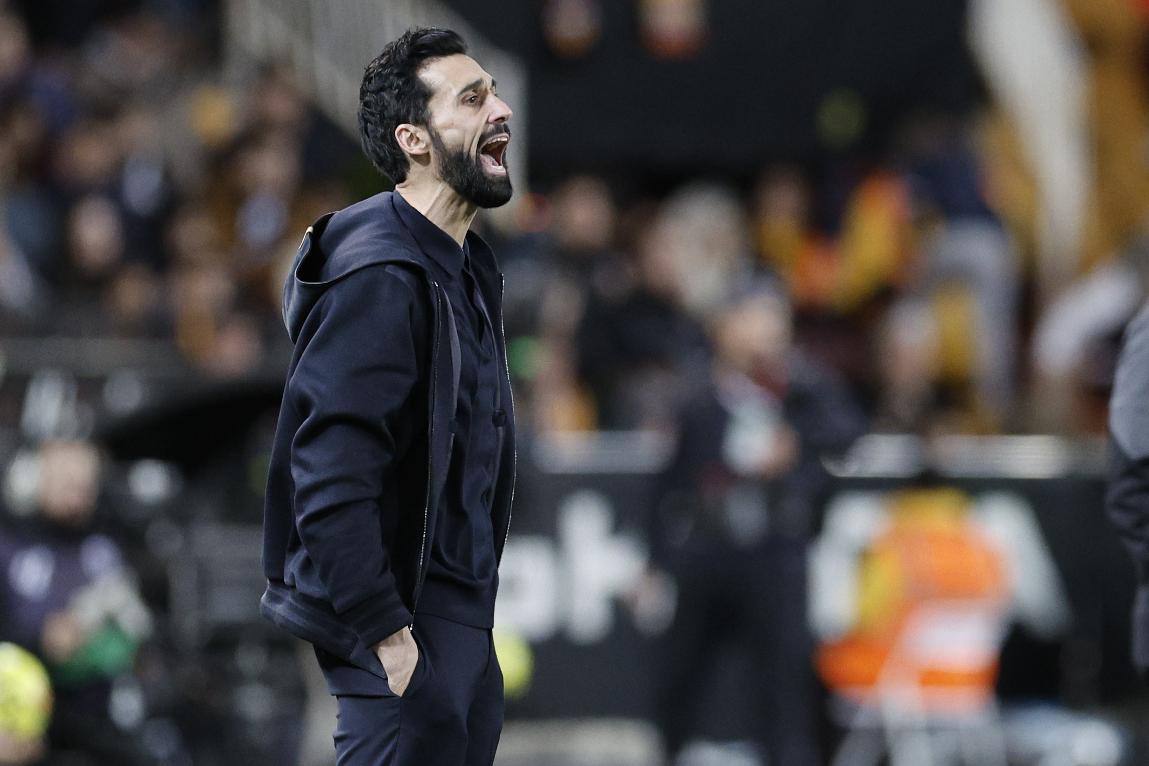 Carvajal, ostracized: the inexplicable absence of the white captain sparks controversy