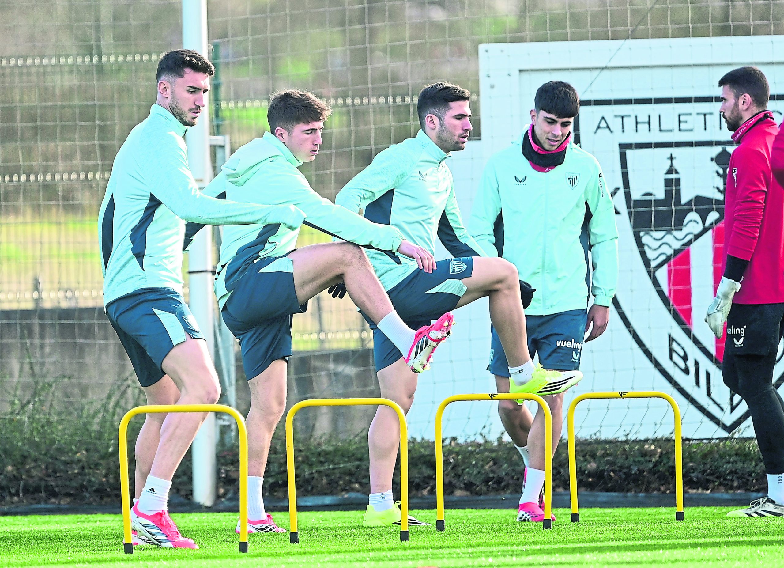 Athletic Club in Vilo: The Defense Cracks at the Doors of the Cup Semifinal