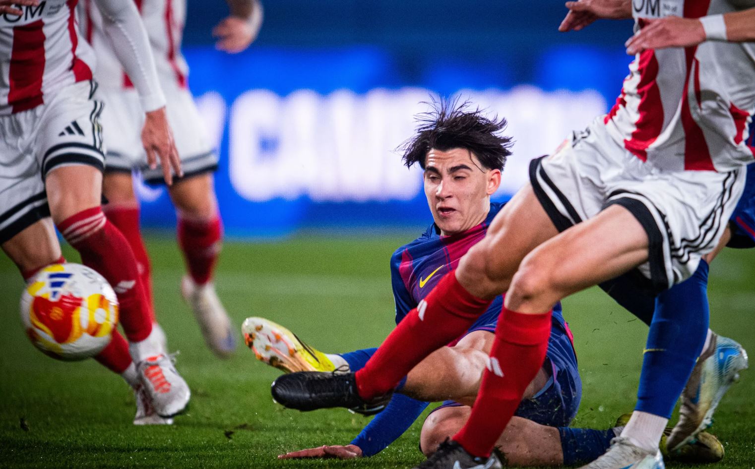 Barça Atlètic Draws and the Fight for Promotion Tightens