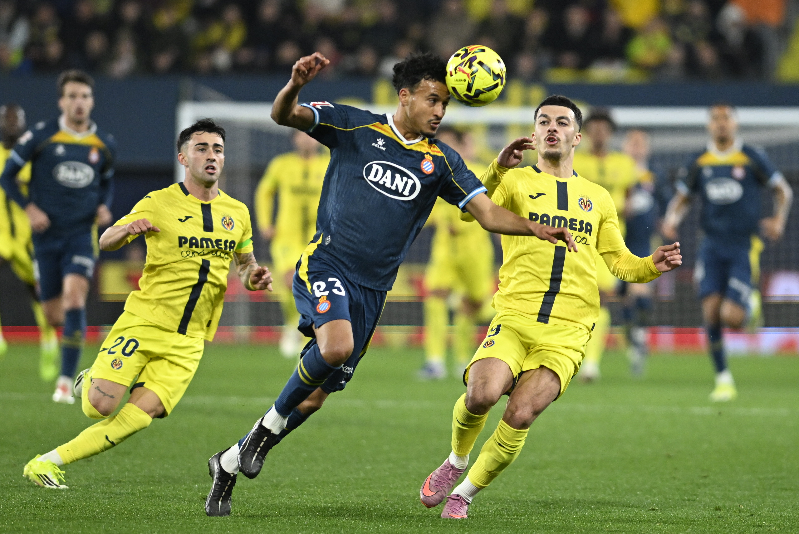 Omar El Hilali apologizes to the fans after a tough defeat