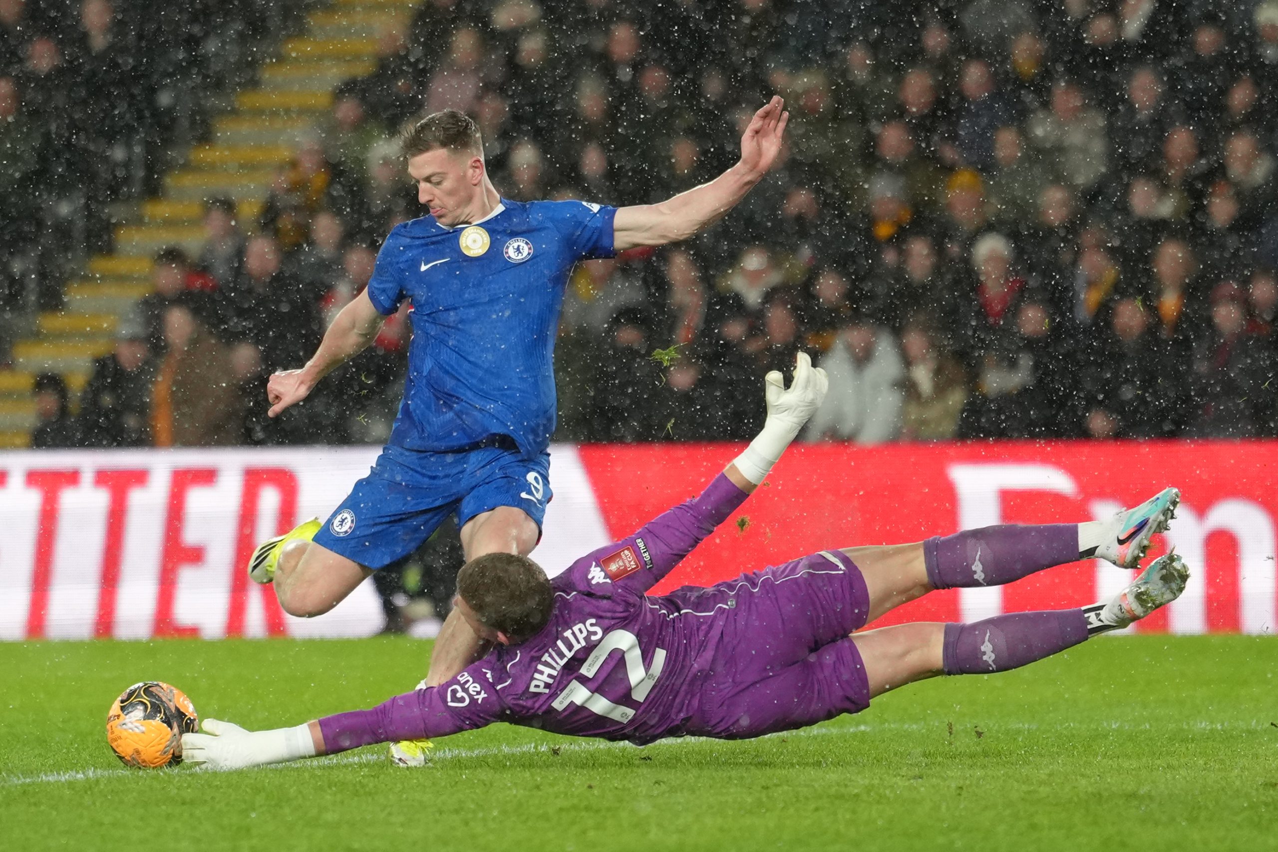 Chelsea advances strongly in the FA Cup after beating Hull