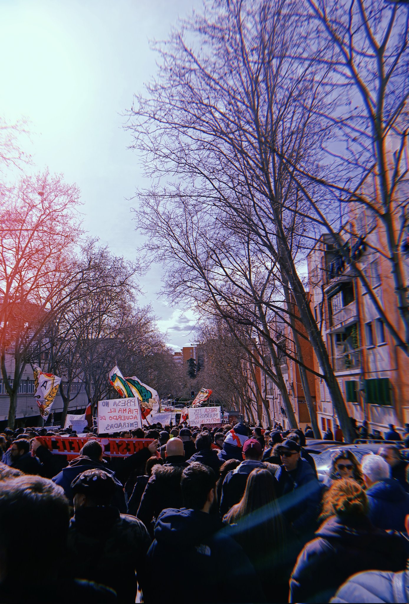 Vallecas Cry Out Against the Management: Hundreds of Rayistas Demand the Disqualification of Martín Presa