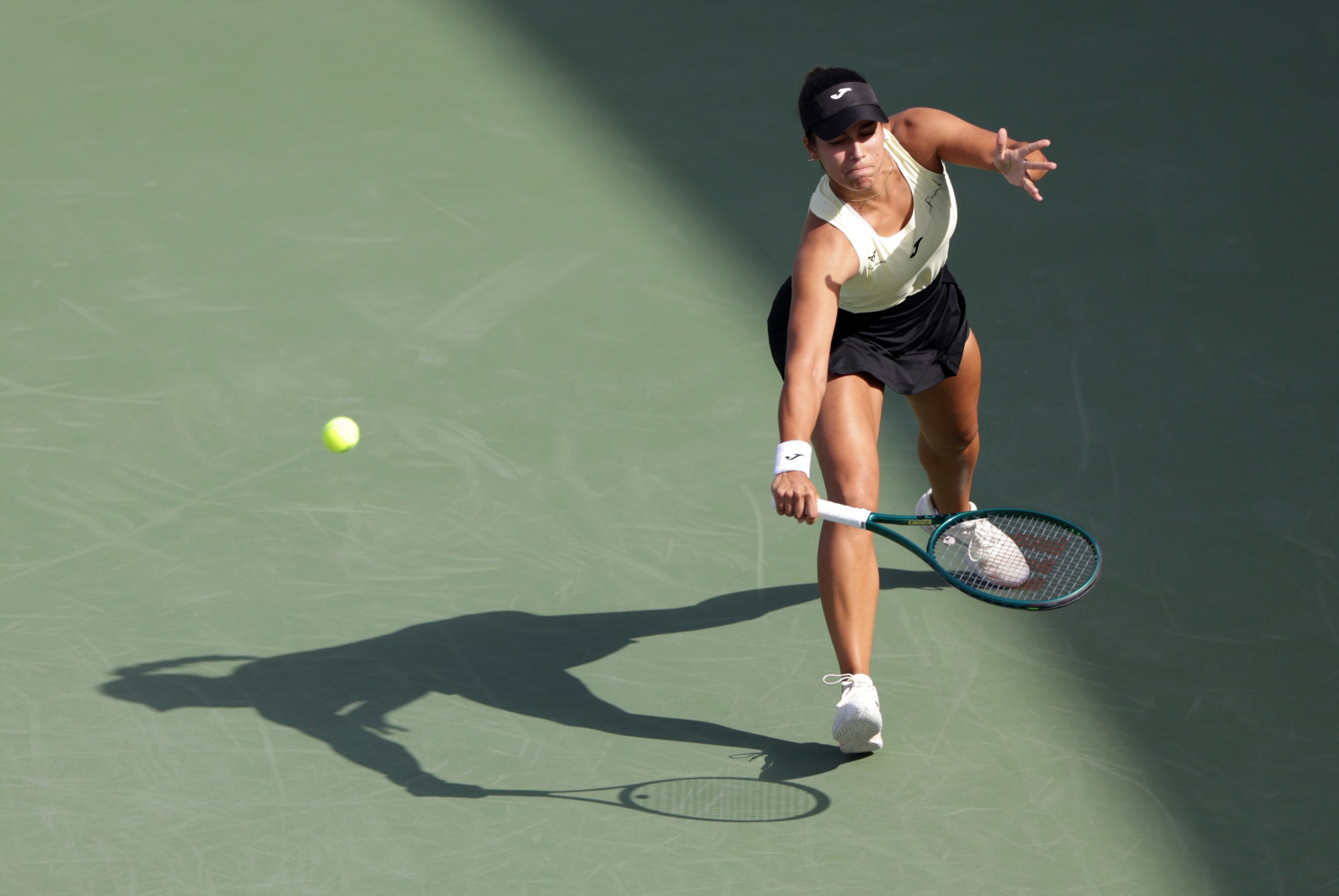 Hard setback for Spanish tennis in Dubai: Bouzas and Bucsa, eliminated in the first round