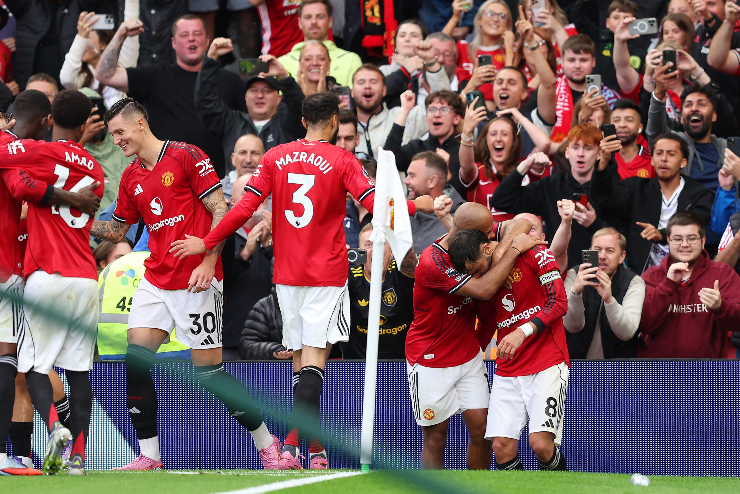 Bruno Fernandes: The Heart of Old Trafford Fights for Its Future