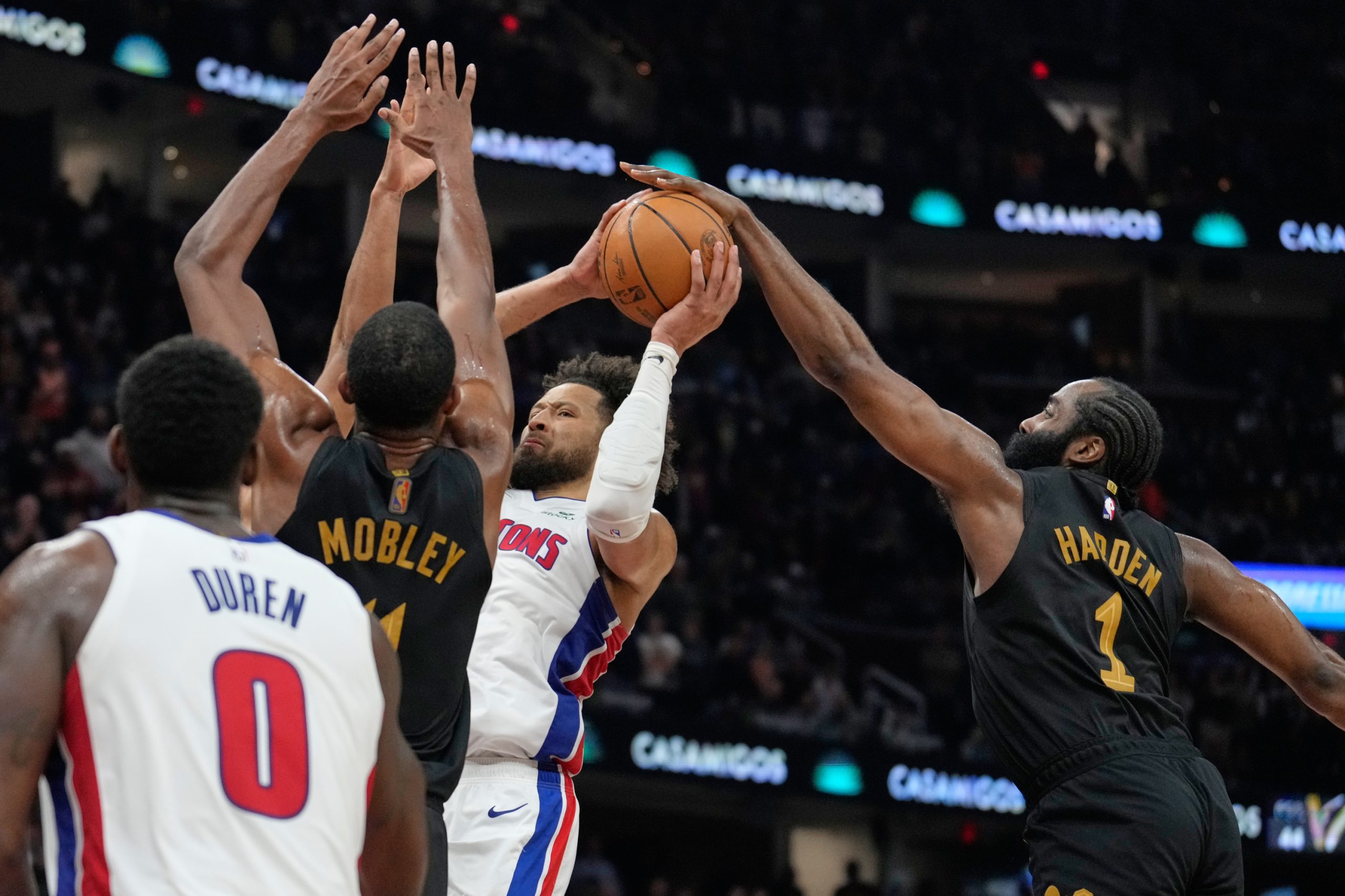 Los Cavaliers Dan un Golpe Sobre la Mesa y Frenan a los Imparables Pistons Los Cavaliers Dan un Golpe Sobre la Mesa y Frenan a los Imparables Pistons