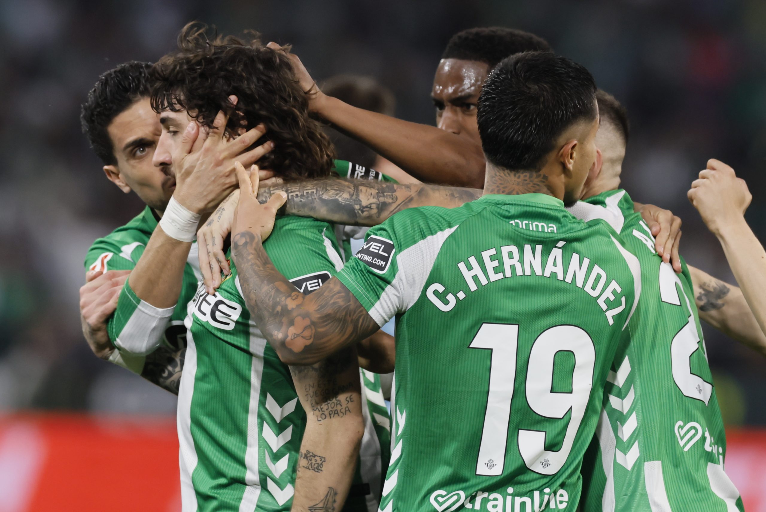 ¡Batalla Épica en La Cartuja! Betis Busca la Remontada Europea Contra un Panathinaikos Táctico ¡Batalla Épica en La Cartuja! Betis Busca la Remontada Europea Contra un Panathinaikos Táctico