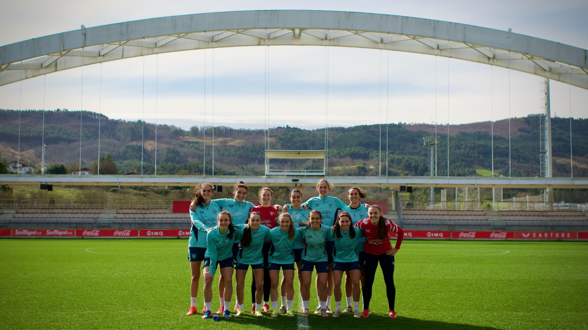El Futuro del Fútbol Femenino: Jugadoras que Compaginan Estudio y Deporte El Futuro del Fútbol Femenino: Jugadoras que Compaginan Estudio y Deporte